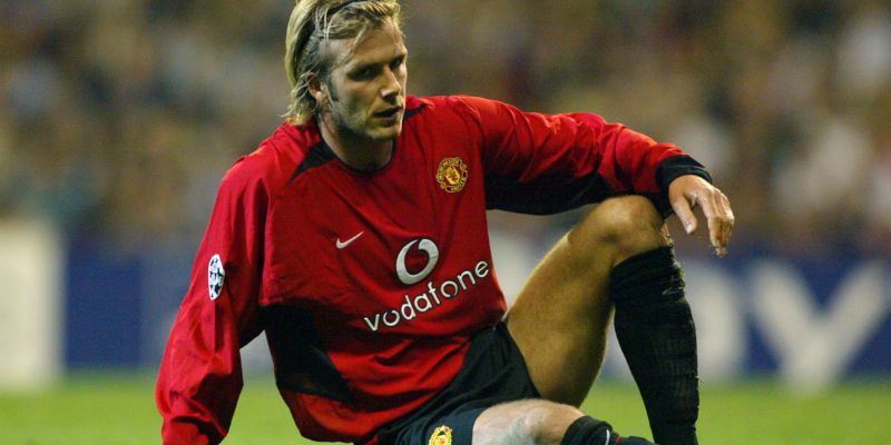 David Beckham là cầu thủ đầu tiên thuộc Manchester United ghi bàn tại giải đấu Champion League