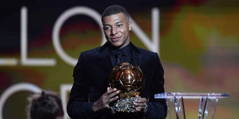 Kylian Mbappe - Ứng cử viên sáng giá giải quả bóng vàng 2024 